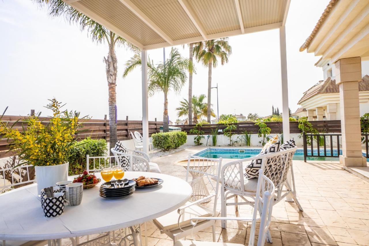 Villa Chill And Joy Paralimni Exterior photo